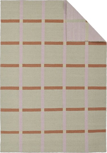 Ullteppe Gingham no. 4 Størrelse: 240 x 340 cm