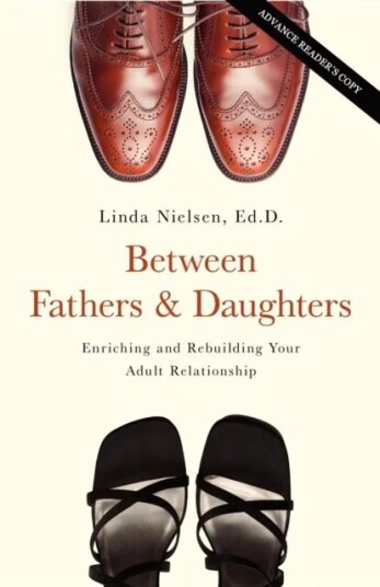Between Fathers And Daughters Av Linda Nielsen