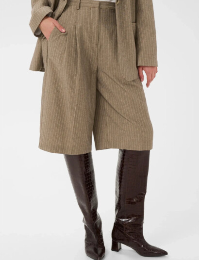 Soaked in Luxury Slginevra Malika Shorts Brown S
