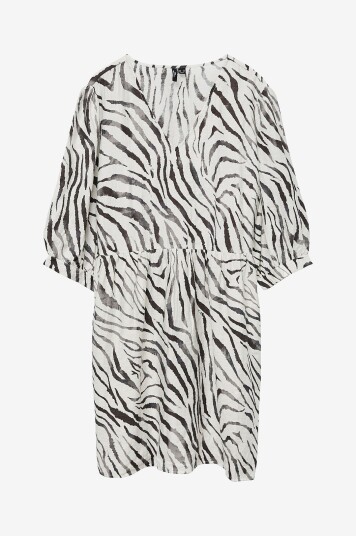 Vero Moda Curve Kjole vmcDora Desy 3/4 v n Short Dress WV Hvit