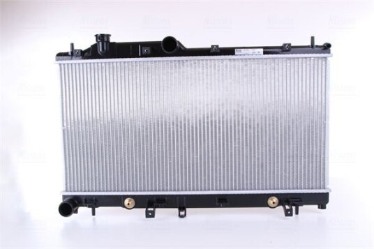 Radiator NISSENS 67725