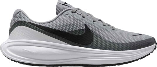 Nike Revolution 8 3943.5