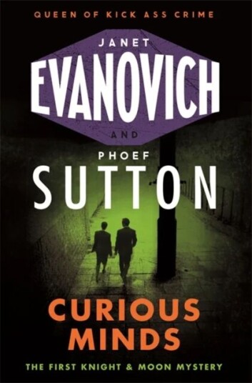 Curious Minds Av Janet Evanovich, Phoef Sutton