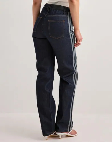 Adidas Originals Blå Fb Pnt D