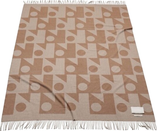 FORMARKIVET Repeat Logo Teppe Lys Taupe/ Brun