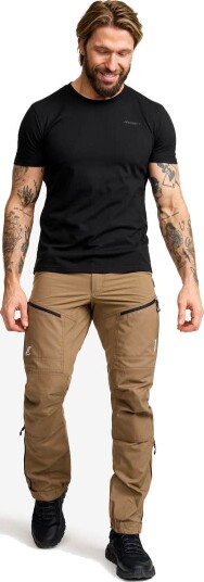 Revolutionrace Easy T shirt Slim Fit Herre Black 4XL Herre Overdeler T skjorter