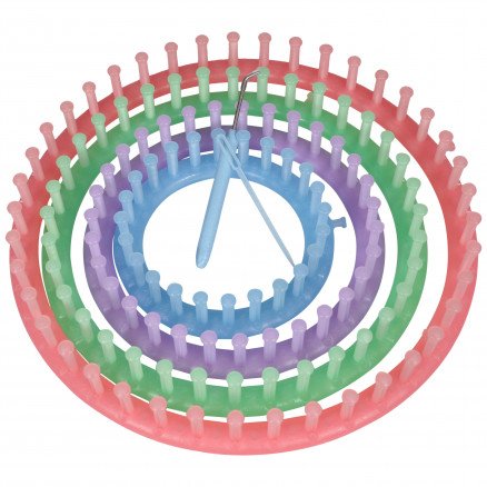 Diverse Strikkeringsett Knitting ring set 4 størrelser inkl nål og krok Diverse Strikkeringsett Knitting ring set 4 størrelser inkl nål og krok