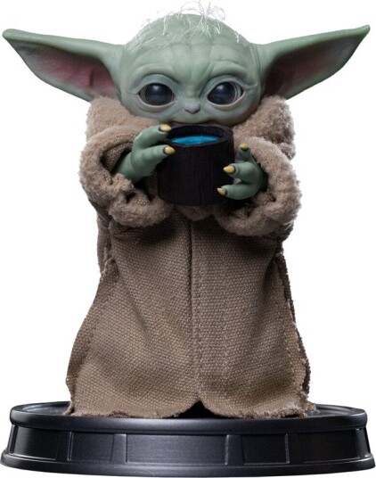 The Mandalorian and Grogu  1/4 Scale Statue  Grogu Always Hungry