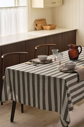 Ellos Home Duk Majken Stripe Brun