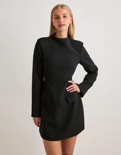 Malina Svart Leanna High Neck Mini Dress Malina Svart Leanna High Neck Mini Dress