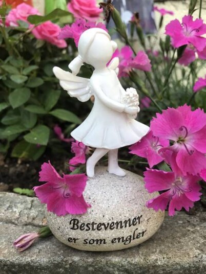 Budskapfigur m/tekst "Bestevenner er som engler" Budskapfigur m/tekst "Bestevenner er som engler"