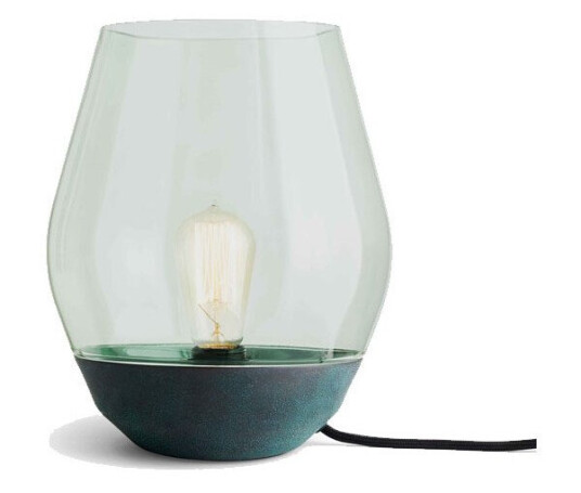 NEW WORKS Bowl Bordlampe Rustet Kobber m. Lysegrønn Glasskjerm NEW WORKS Bowl Bordlampe Rustet Kobber m. Lysegrønn Glasskjerm