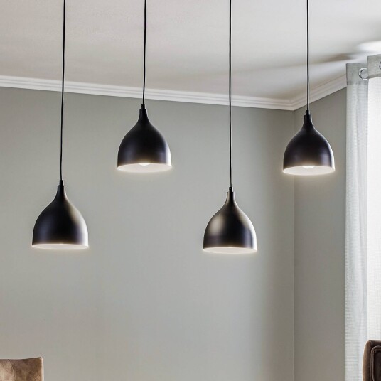 Luminex Pendellampe Nanu lang med fire lamper i svart Luminex Pendellampe Nanu lang med fire lamper i svart