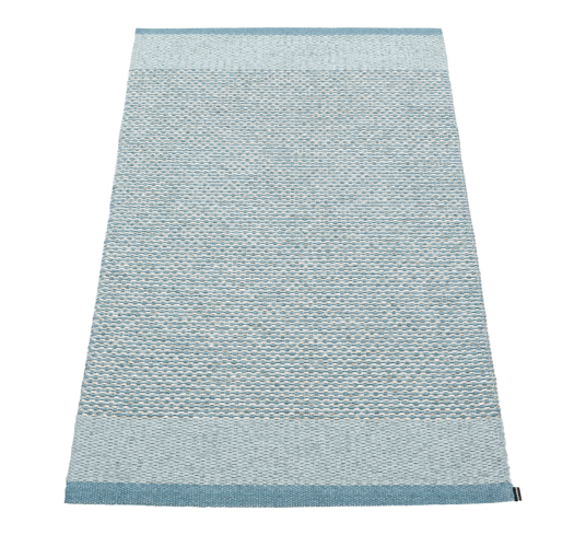 Pappelina Edit matte blå stone metallic tåke 140x200 cm