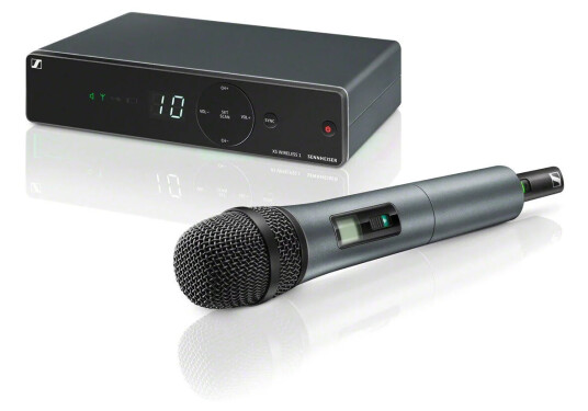 Sennheiser XSW 1-825 A-Band Vocal Set Sennheiser XSW 1-825 A-Band Vocal Set