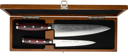 Yaxell Super Gou knivsett i etui 2 deler Natur rød svart 20 cm 12,5 cm