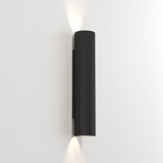Astro Lighting Hashira 400 vegglampe opp/ned Svart
