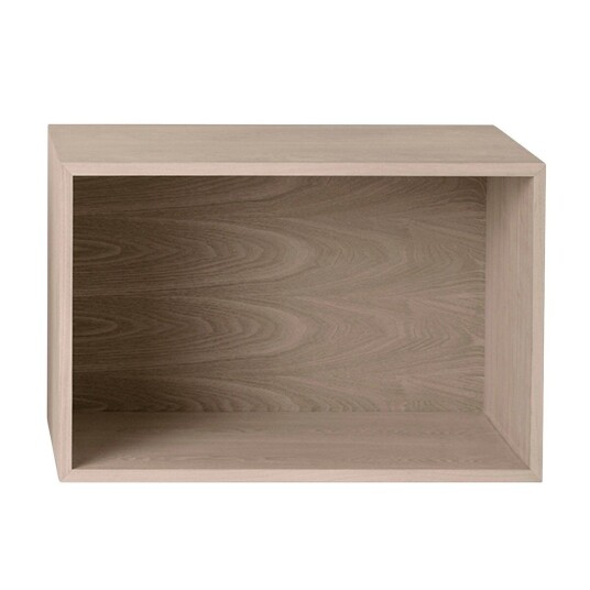 Muuto Stacked 2.0 hyller med ryggskive, large eik Muuto Stacked 2.0 hyller med ryggskive, large eik
