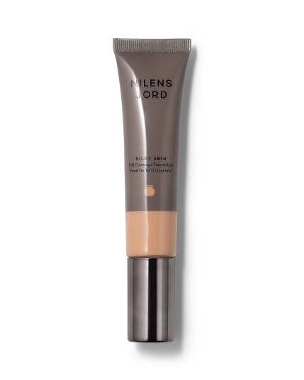 Silky Skin Foundation 9038 Beige