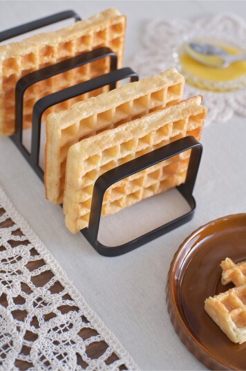 Jotex Toaststativ Matt svart MORNING 2237524010