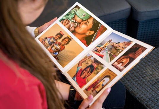 Smartphoto Fotobok Med Personlige Bilder XL Kvadratisk Deluxe - Hardt Bildeomslag | 27.60 x 28.10 cm