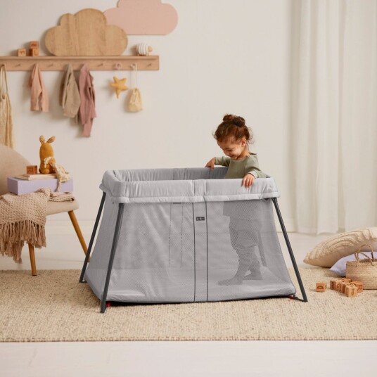 BABYBJÖRN  Reiseseng Light  Sølv