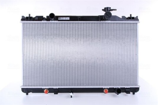 Radiator NISSENS 646351
