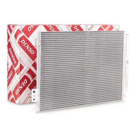 Kondensator DENSO DCN09045 Kondensator DENSO DCN09045