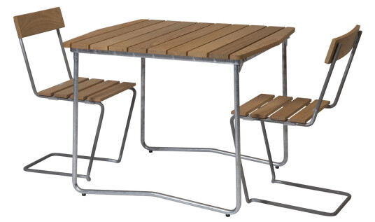 Grythyttan Stålmöbler B31 spisegruppe Oljert eik/galvanisert stål 2 stoler & bord 84 x 92 cm