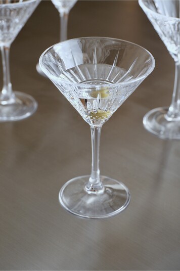 Jotex Cocktailglass i 4 pakning Gjennomsiktig MARTINI Kjøp Champagneglass hos Jotex