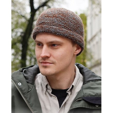 Firewood Hat by DROPS Design Lue Strikkeoppskrift str S M L XL