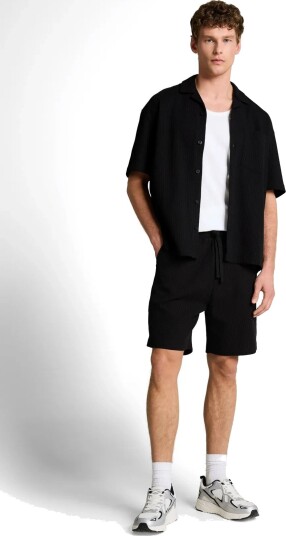 Tom Tailor Relaxed Structured Sweat Shorts Black L Tom Tailor Relaxed Structured Sweat Shorts Black L