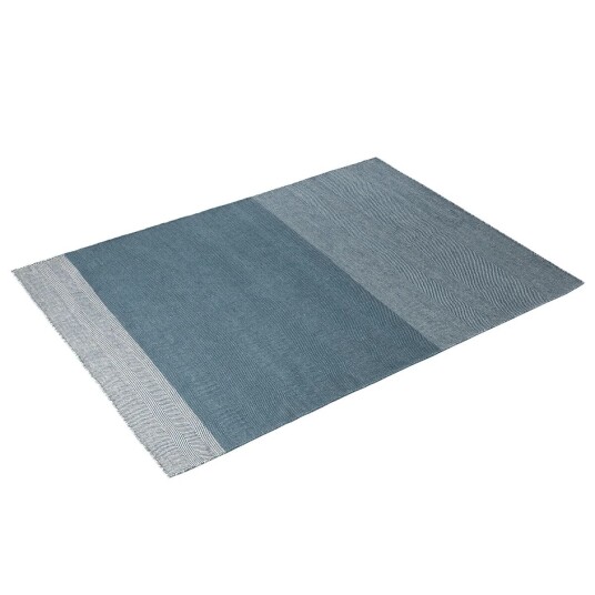Muuto Varjo teppe 200x300 cm blå Muuto Varjo teppe 200x300 cm blå