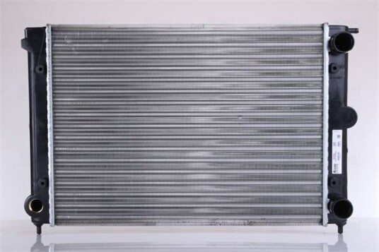 Radiator NISSENS 65195