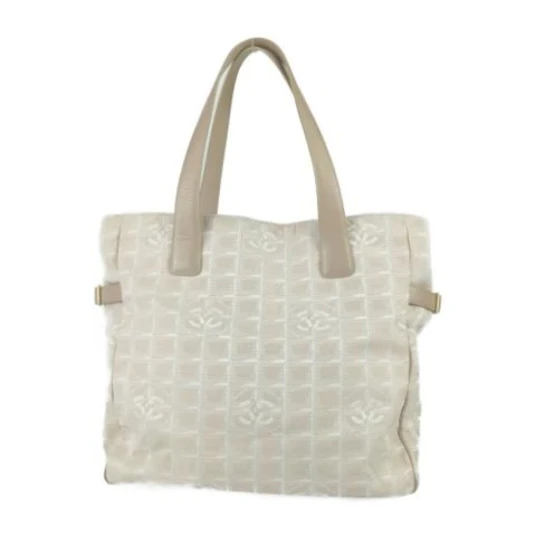 Chanel Vintage Dame Beige