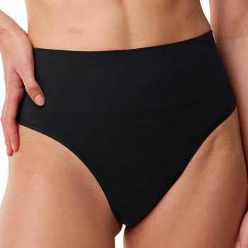 Triumph Truser Soft Sculpt Bandeau String Svart 36 Dame Triumph Truser Soft Sculpt Bandeau String Svart 36 Dame