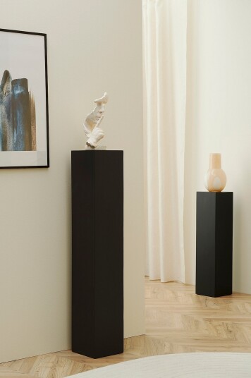 Ellos Home   Pidestall Like høyde 110 cm   Svart