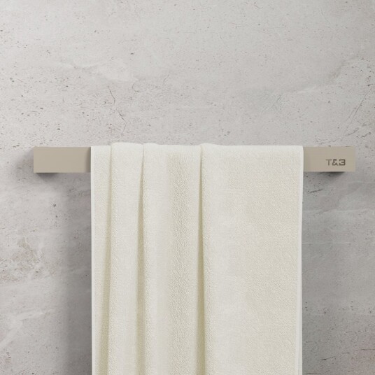 T&B HÅNDKLESTANG BEIGE