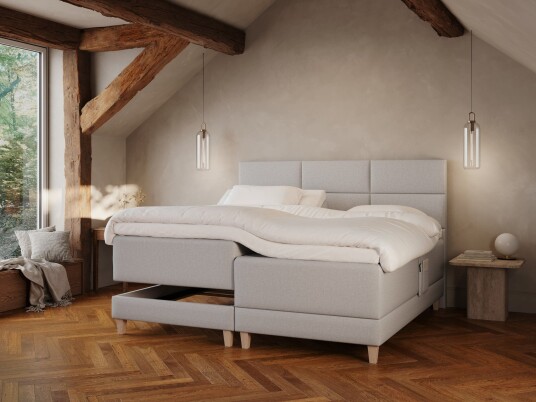 Nordic Dream Aura Fjäll 210x210 Lysegrå