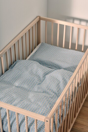 Ellos Home Sengesett Sleeping In til sprinkelseng 100x130 cm 2 deler Blå Ellos Home Sengesett Sleeping In til sprinkelseng 100x130 cm 2 deler Blå