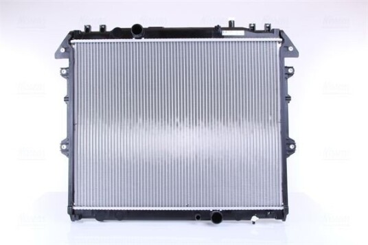 Radiator NISSENS 646807