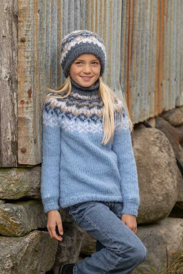 Viking Garn 2027 1A Nova Genser Og Lue Lys Blå