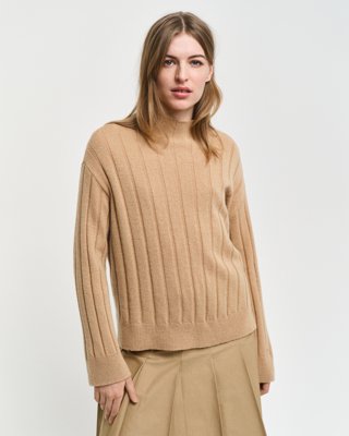 Gant Ribbet ullgenser med hoy krage CARAMEL BEIGE S Gant Ribbet ullgenser med hoy krage CARAMEL BEIGE S