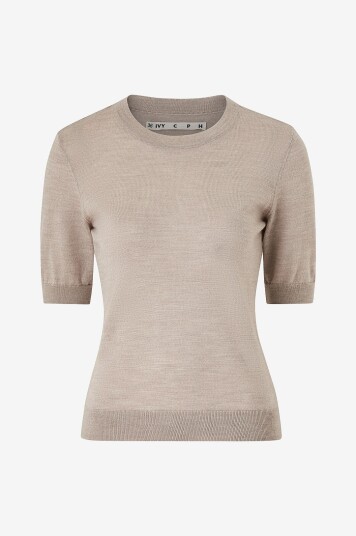 Ivy Copenhagen Topp Ivy Essex SS O neck Knit Beige Ivy Copenhagen Topp Ivy Essex SS O neck Knit Beige