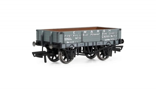 Hornby 3 Plank Wagon E. Marsh No.11 - Era 3 Hornby 3 Plank Wagon E. Marsh No.11 - Era 3