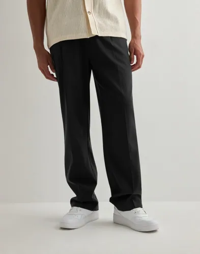 Les Deux Randall Pleated Twill Suit Pants Dressbukser Svart