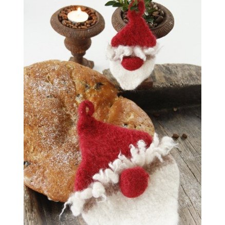 Ho Ho Ho! by DROPS Design Filtet Nisse Grytelapper Strikkeoppskrift 13x7 23x17 cm
