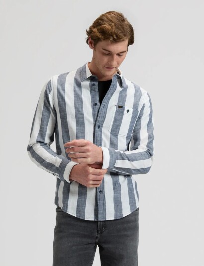 Lee Jeans Leesure Shirt   White   M x 00