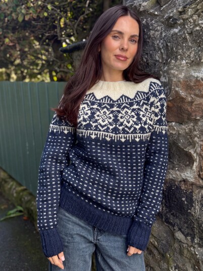521K-03b MOY wool genser dame