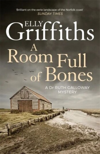 A Room Full Of Bones Av Elly Griffiths